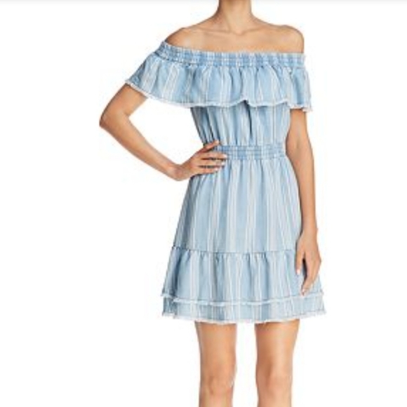 BB Dakota Dresses & Skirts - BB Dakota Coco chambray mini dress blue small